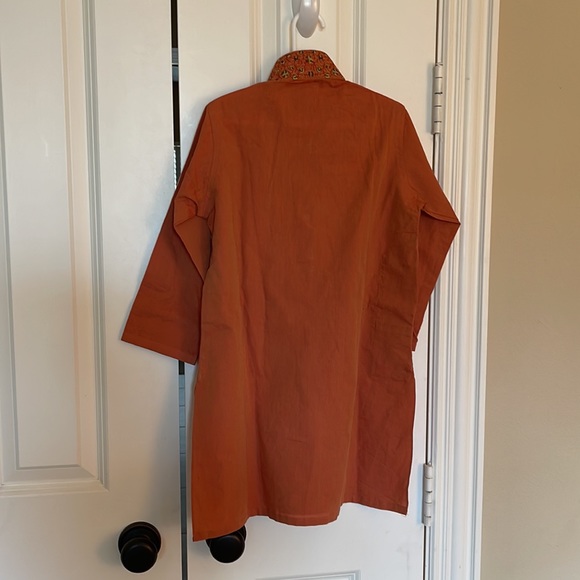 Junaid jamshed (JJ) 4YO boy Kameez with embroidery on the collar. - Picture 7 of 8